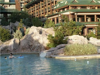 wilderness lodge pool