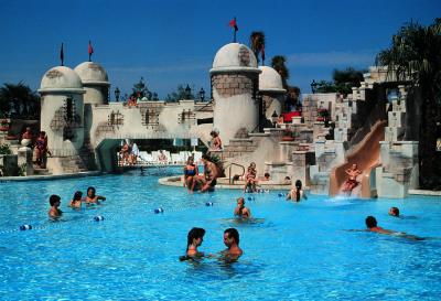 disney caribbean beach 